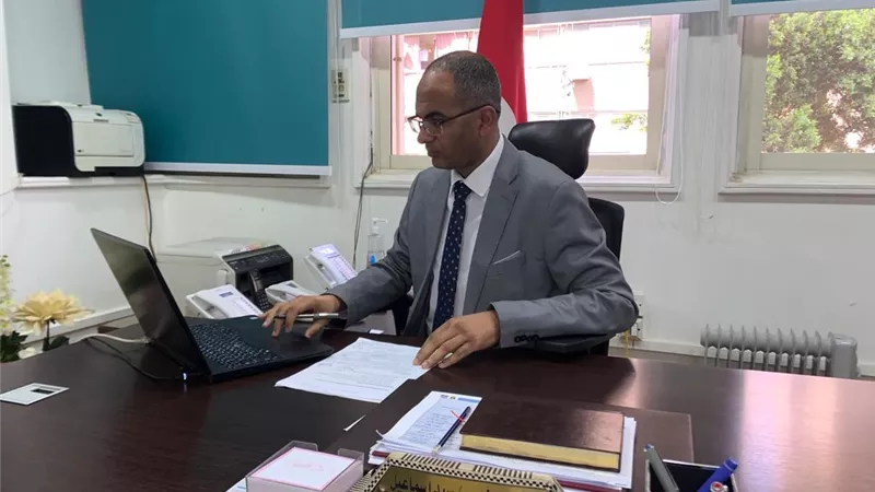 نائب وزير الإسكان يلتقي مسئولي بنك الاستثمار الأوروبي لمناقشة موقف المشروعات الممولة من البنك