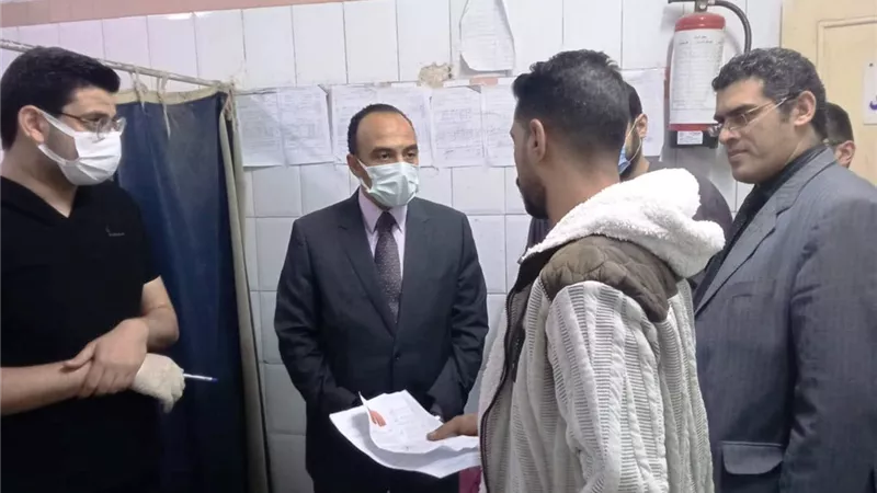 جولة لنائب محافظ المنيا فى المستشفيات للاطمئنان على سير العمل بها