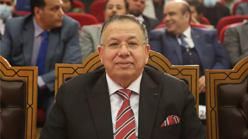 نقيب الأشراف: تكريم الرئيس السيسي لحفظة كتاب الله يؤكد أن أهل القرآن في رعايته وعنايته