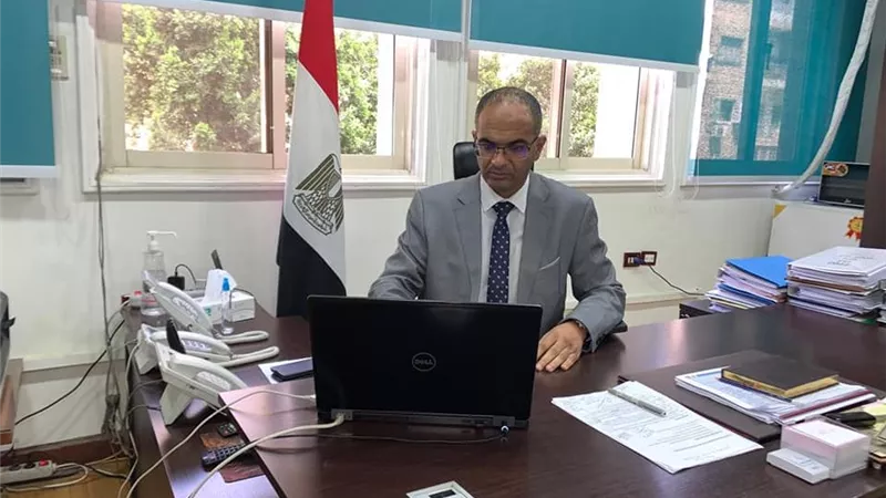 نائب وزير الإسكان يلتقي مسئولى 