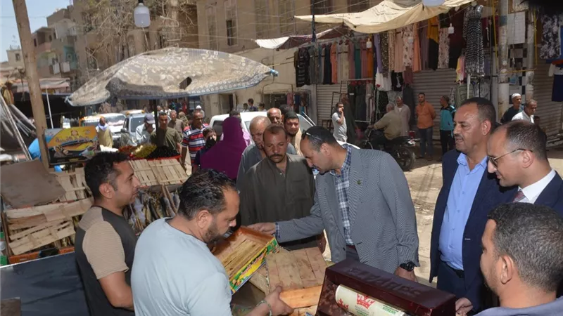 سكرتير مساعد بني سويف يقود حملة على أسواق ببا وبني سويف