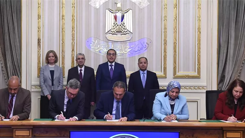 مدبولي يشهد توقيع اتفاقية مع 
