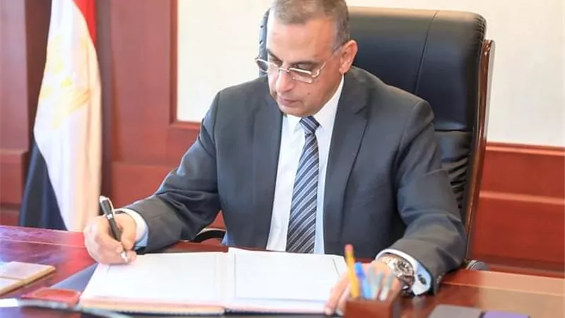 رفع درجة الاستعداد لاستقبال عيد الفطر المبارك بسوهاج