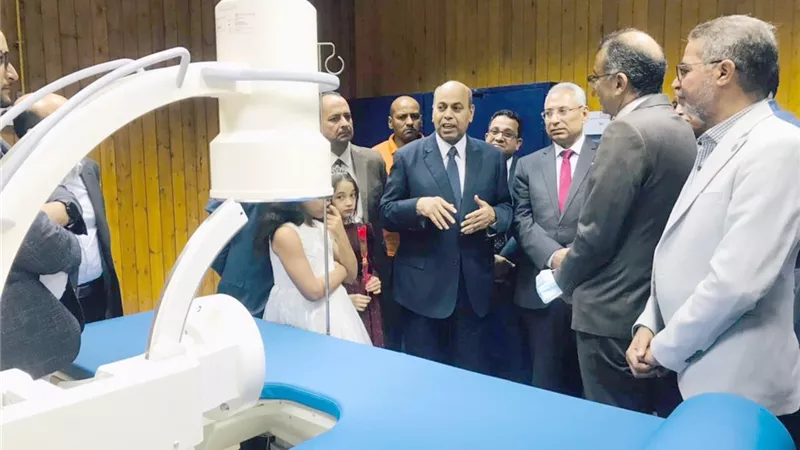رئيس جامعة المنيا يفتتح وحدة تفتيت الحصوات بدون جراحة بمستشفى الكلى