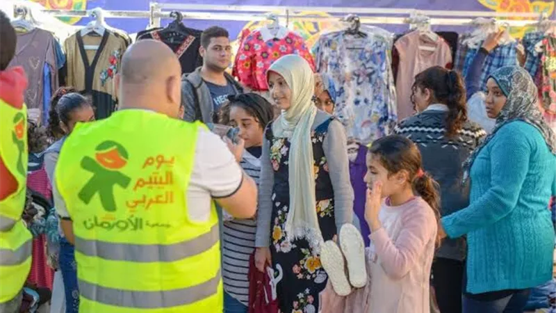 الاورمان تنظم معارض فى المنيا لتوزيع ملابس العيد ودعم زواج اليتيمات