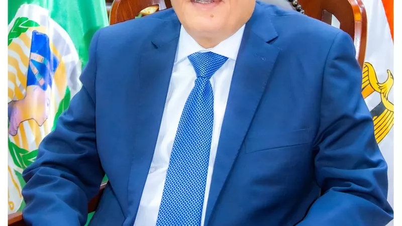 محافظ المنيا يهنئ الرئيس السيسي بمناسبة الاحتفال بعيد العمال