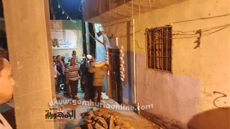 وقف حالة تعدى بالبناء المخالف بمدينة الأقصر