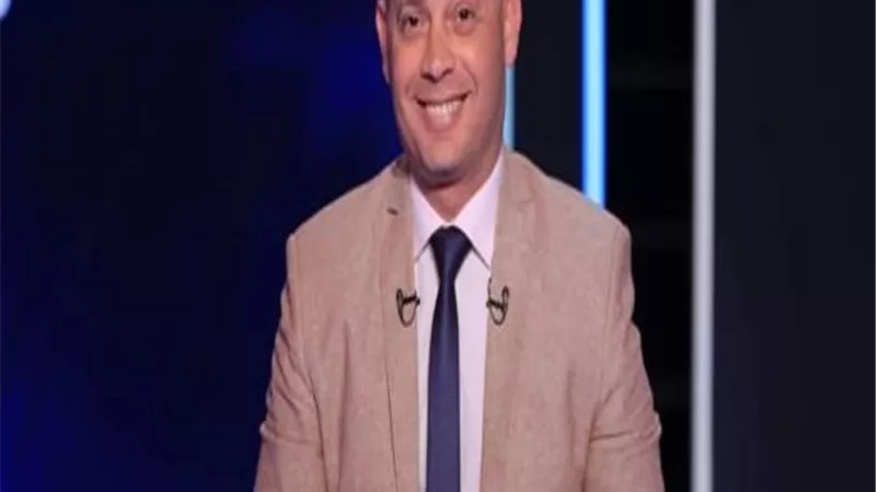 إيهاب جلال يضرب كرسى فى الكلوب ويطالب بإبعاد نجمى مصر