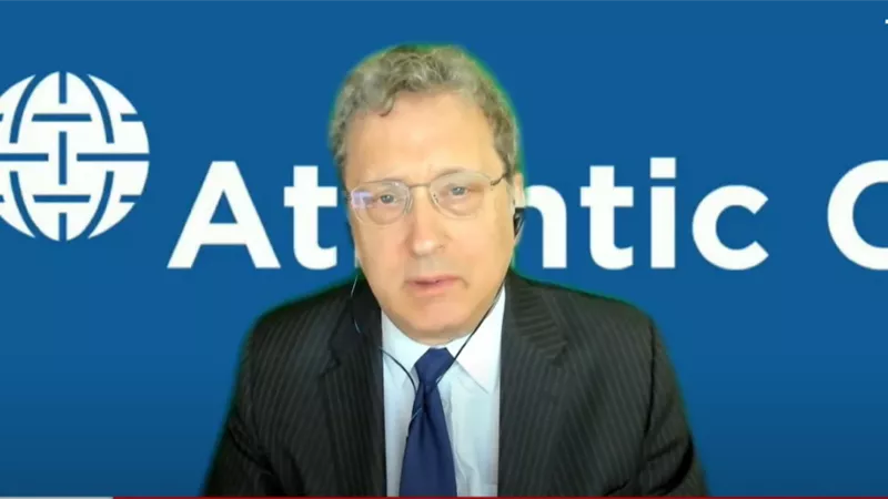دبلوماسي أمريكي سابق: الكونجرس سيوافق على دعم أوكرانيا وسيتبع نفس سيناريو الحرب العالمية الثانية.. فيديو