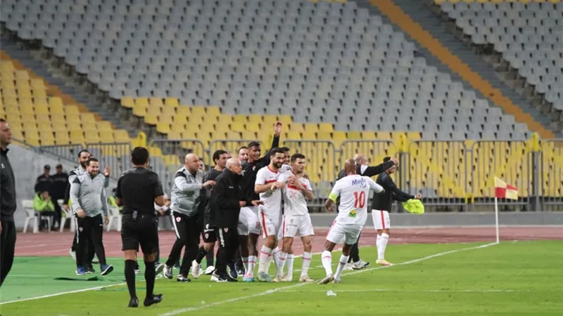 الزمالك يحافظ على صدارة الدورى بثنائية مثيرة فى شباك المصرى