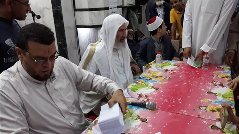 جوائز مالية في أكبر إحتفالية لتكريم حفظة القرآن الكريم بالإسماعيلية..صور