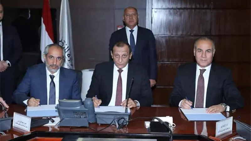 الوزير يشهد توقيع مذكرة تفاهم لتشغيل خط بحري لسفن الكروز يربط بين ابوظبي والغردقة وشرم الشيخ والعقبة
