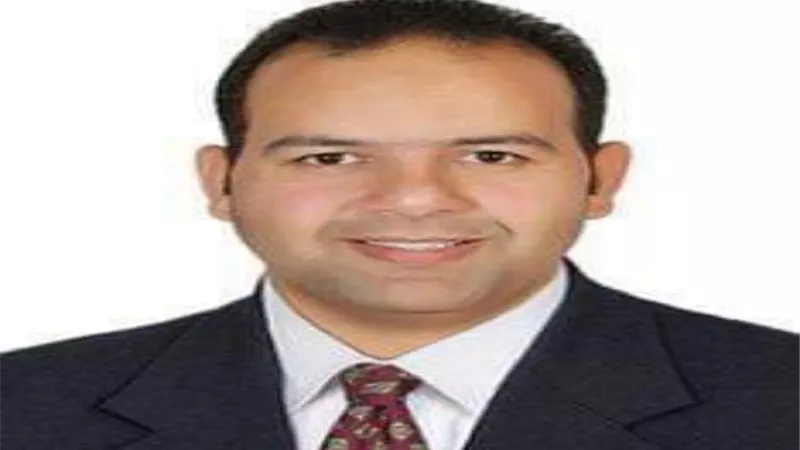 الصحة: «أنور إسماعيل» مساعدا للوزير للمشروعات القومية