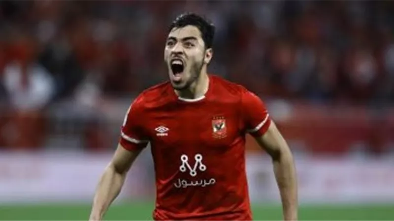 خبر سار لـجماهير الاهلى بشأن اكرم توفيق
