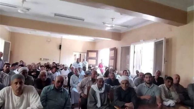 ندوة إرشادية عن آليات توريد القمح بإدارة فاقوس الزراعية ..صور