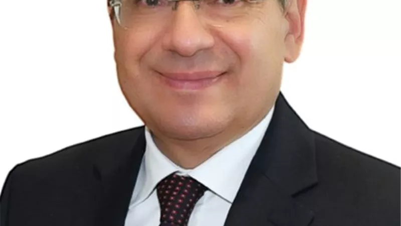 الملا : مد شبكات الغاز الطبيعى فى 194 قرية بمشروع حياة كريمة