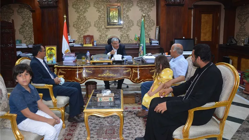 محافظ المنيا يستقبل وفد مطرانية الأقباط الأرثوذكس بالمنيا، للتهنئة بعيد الفطر المبارك