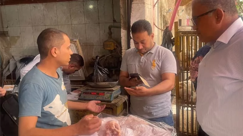 التحفظ على كميات من اللحوم غير صالحة للاستخدام بحى المعادى