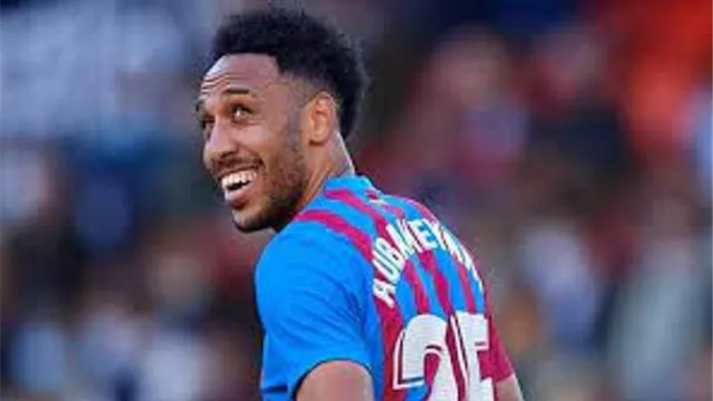 اوباميانج يقود تشكيل برشلونة فى مواجهة مايوركا بالليجا