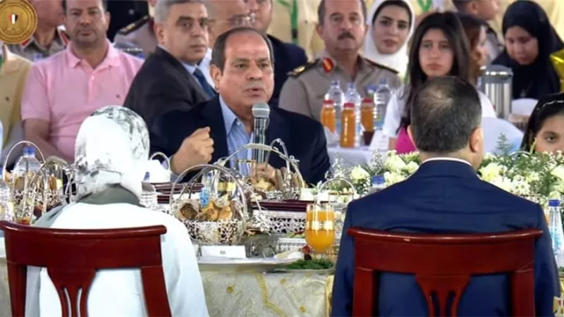 موجها الشكر لأبطال العائدون والاختيار ... السيسي 