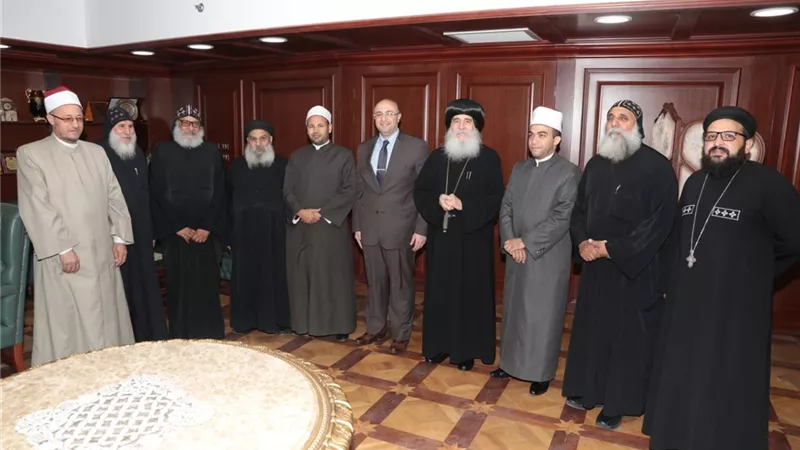 القيادات الكنسية تهنئ محافظ بني سويف بعيد الفطر ..صور