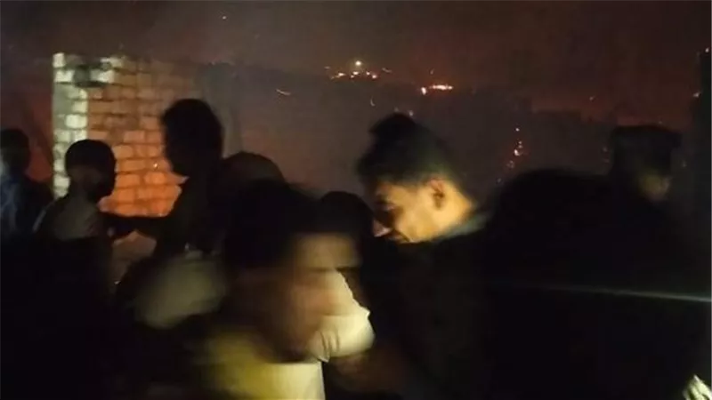 حريق بحظائر الماشيه فى ببا