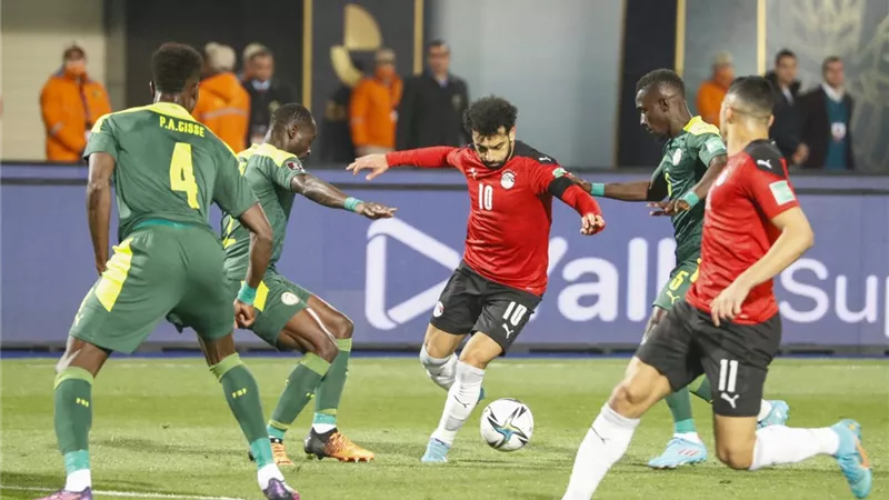 فرج عامر بثير الجدل مجددا بشأن اعادة مباراة مصر والسنغال