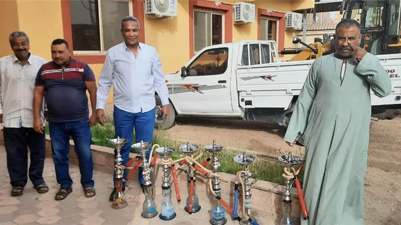 ضبط مقهى يقدم الشيشه و ١٠ ازالات ادارية في حملة بمركز البياضية جنوب الأقصر