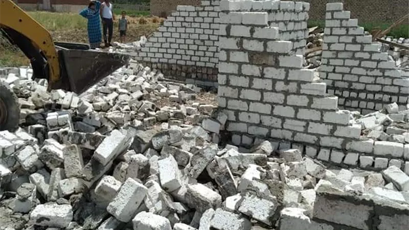 رفع 150 طن قمامة ومخلفات بناء بقرى مركز الواسطى ببني سويف