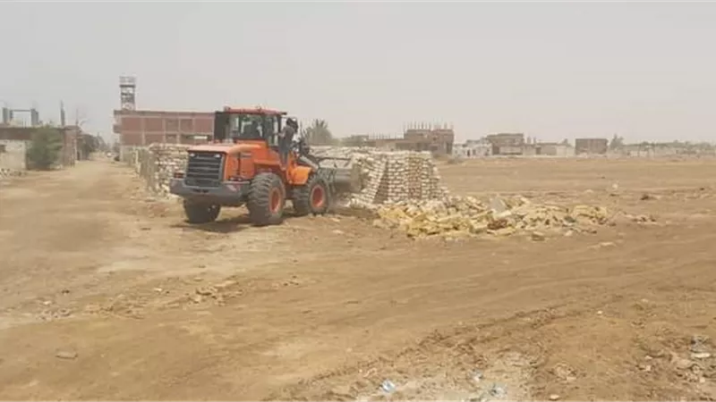 التصدي لمحاولات التعدي والبناء المخالف بالسويس