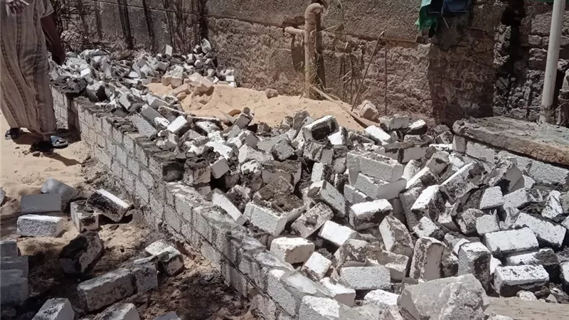محافظ أسيوط يعلن التصدى لعدد 15 حالة تعدى على اراضى زراعية