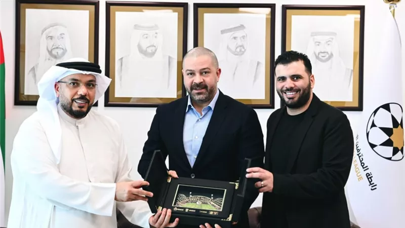 لتعزيز التعاون بين الجانبين .. دياب ومتعب يلبيان دعوة رابطة الأندية الإماراتية