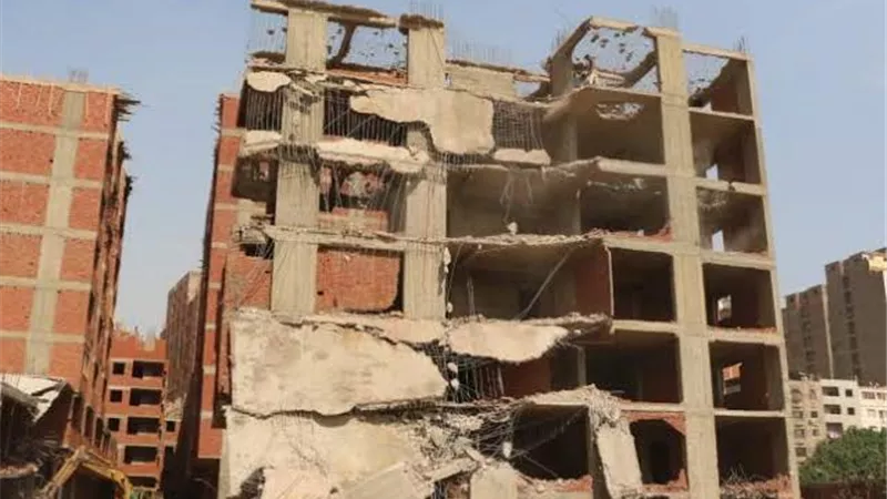 فودة يؤكد علي استمرار جهود مجالس المدن بجنوب سيناء للتصدي للبناء المخالف والتعديات بكافة أشكالها