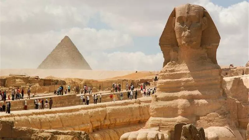 موقع «سكاى سكانر»: المقصد السياحى المصرى ضمن أكثر الأماكن التى يرغب السائحون السفر إليها