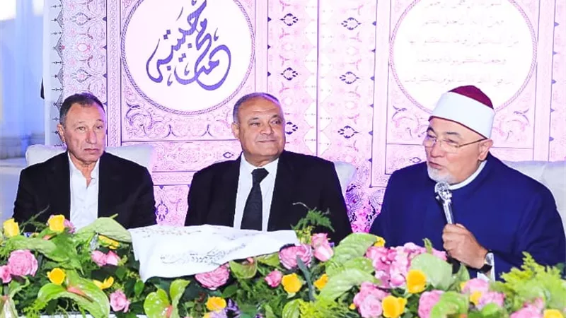 محمود الخطيب يوقع على عقد قران حبيبة سامر ود.محمد حسين