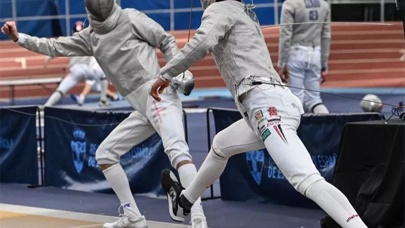 محمد عامر يحرز المركز السابع بكأس العالم لسلاح السيف بأسبانيا