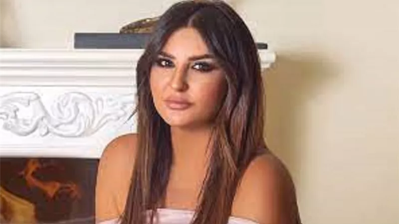 اطلالة عصرية لـ شذى حسون تخطف الانظار على 