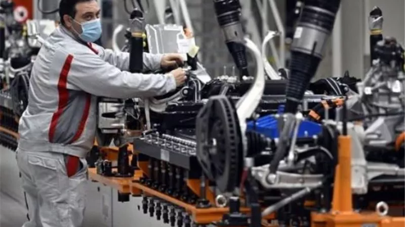 1.64 % انخفاضا في الرقم القياسي للصناعات التحويلية والاستخراجية خلال فبراير