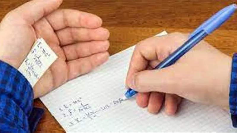 مع بدء امتحانات الفصل الثانى..ما حكم الغش؟