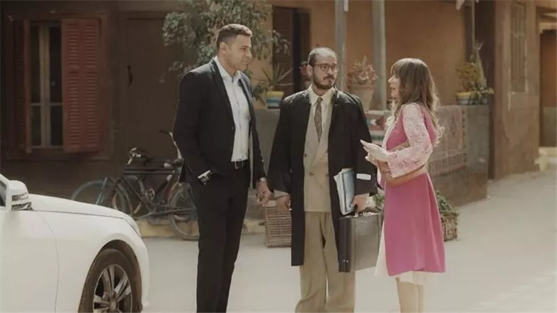 دينا عبد العزيز تشارك في الفيلم السينمائي 