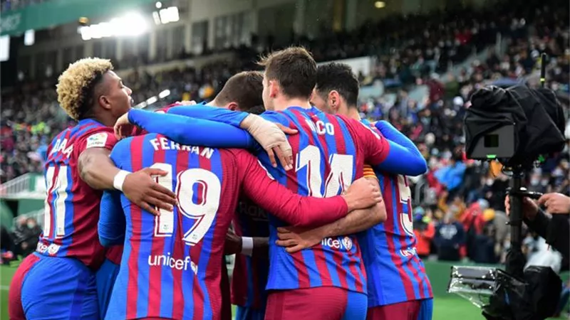 4 مهاجمين في تشكيل برشلونة لمواجهة سيلتا فيجو