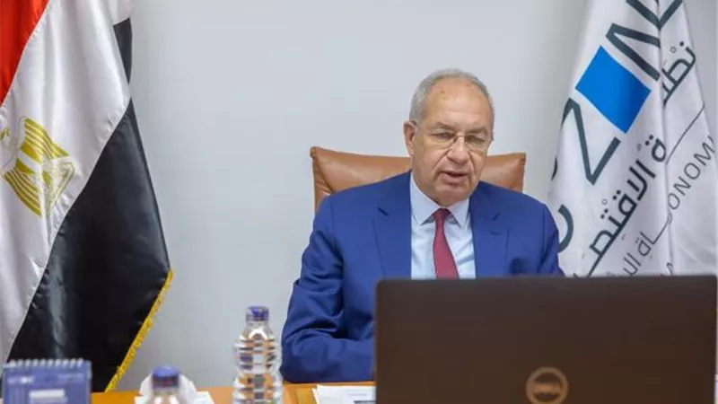 زكي: جهود كبيرة مبذولة لاستقطاب استثمارات متنوعة في مشروعات الهيدروجين الأخضر