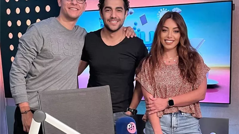 ميدو عادل: مسلسل العائدون عمل وطني يُمكن مشاهدته دائمًا والسوشيال ميديا 