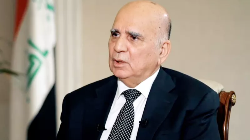 وزير الخارجية العراقي يدعو إلى ضرورة معالجة الأوضاع في مخيم الهول والمخيمات فى بلاده