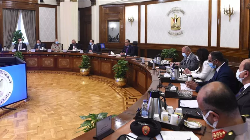 رئيس الوزراء يتابع أعمال المرحلة الأولى من مبادرة 