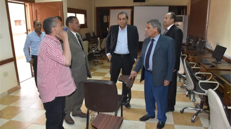 لجنة المجلس الأعلى للجامعات تشيد بكلية الحاسبات والمعلومات جامعة الأقصر