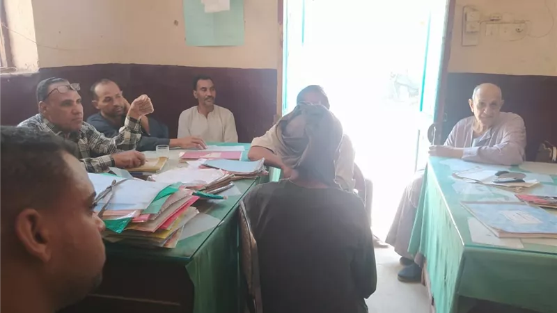 ندوة للتعريف بأهمية تحصين المواشى ضد الأمراض بأرمنت جنوب الأقصر
