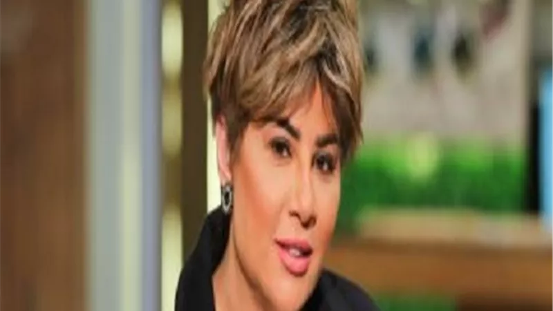 مفيدة شيحة لـ مى كساب: بعشقك وبرافو دورك في أحلام سعيدة والأخيرة تكشف الكواليس