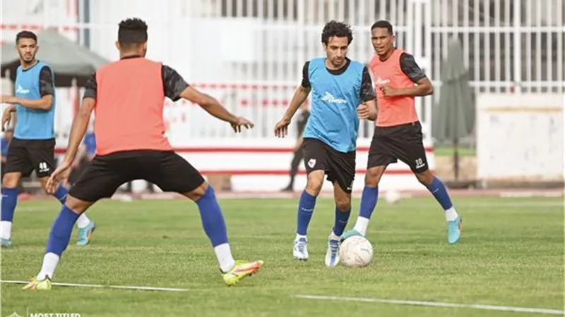 أيمن حفنى ينتظم فى تدريبات الزمالك استعدادا للقاء طلائع الجيش