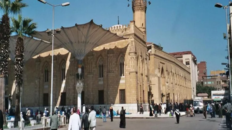 موعد انطلاق مقرأة مسجد الحسين للأئمة والجمهور